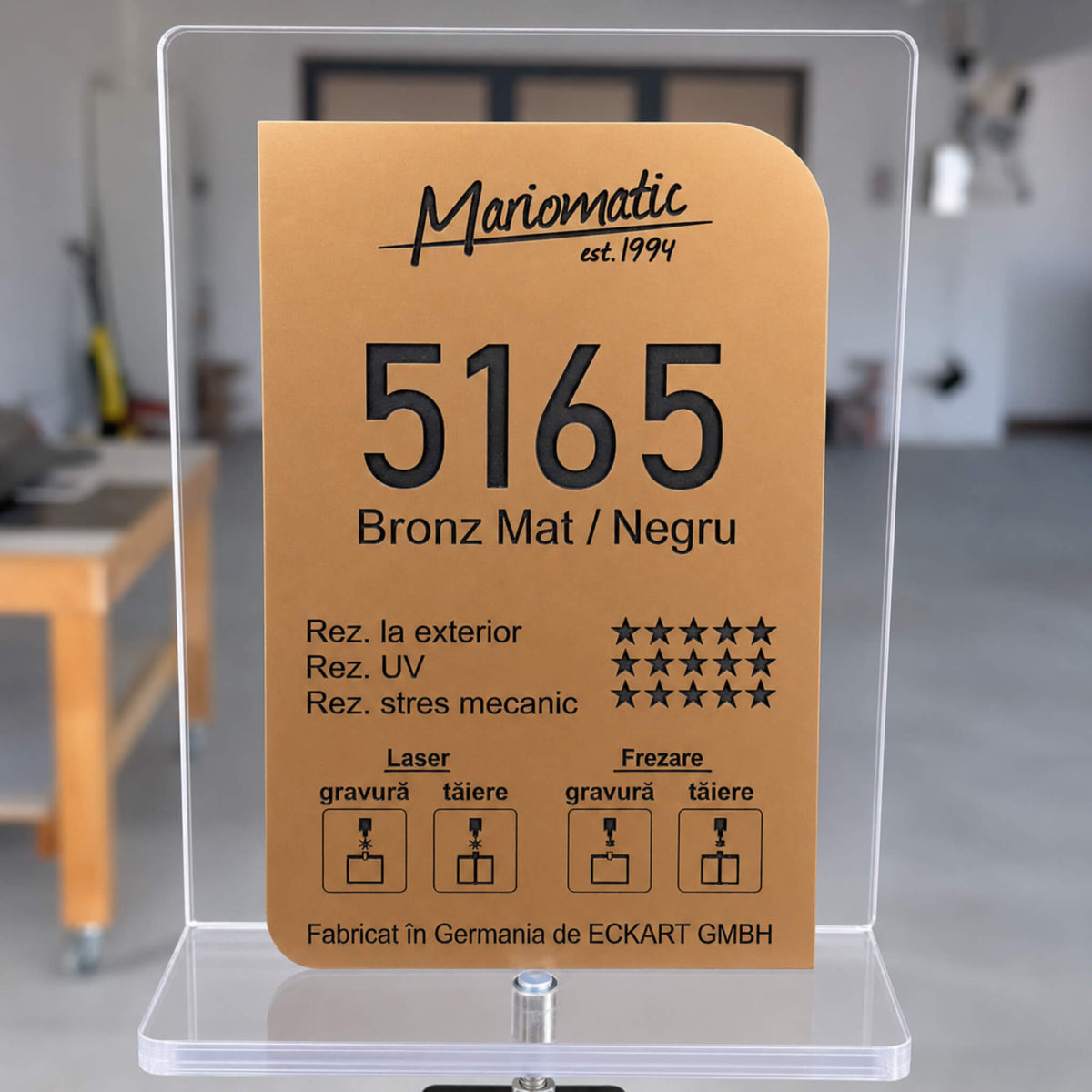 Material pentru gravura Ultra Rezistent de colare bronz la exterior si gravura neagra